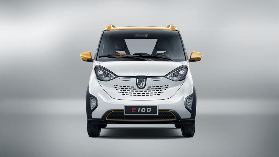  Baojun E100 2017 года  (фото 4 из 13)